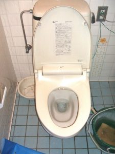 大阪府豊中市N様 トイレ取替交換工事　施工前 